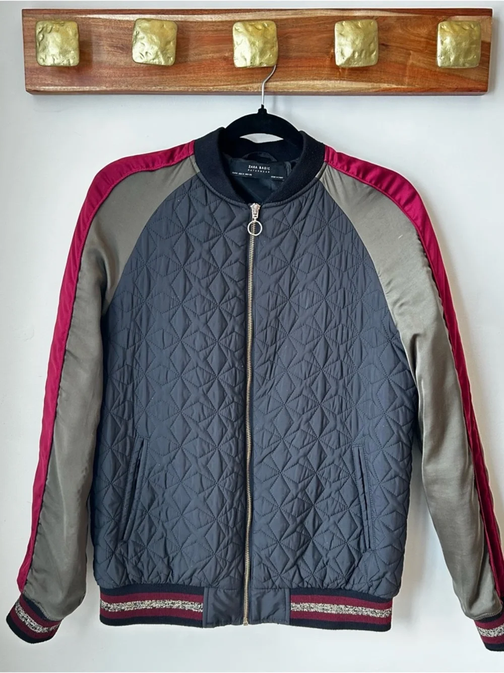 Zara Tiger Embroidered Med Bomber Jacket Souvenir Style Quilted Satin Streetwear - Picture 2 of 8